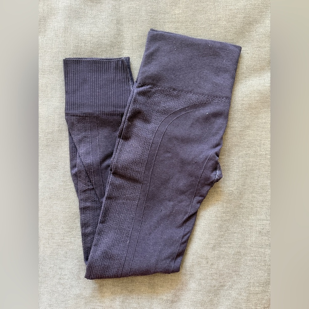 Lululemon Ebb to Street Yoga Pants